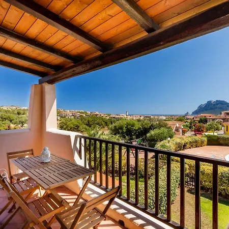 아파트 La Terrazza Su Tavolara *