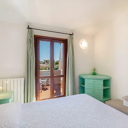 La Terrazza Su Tavolara Apartment *